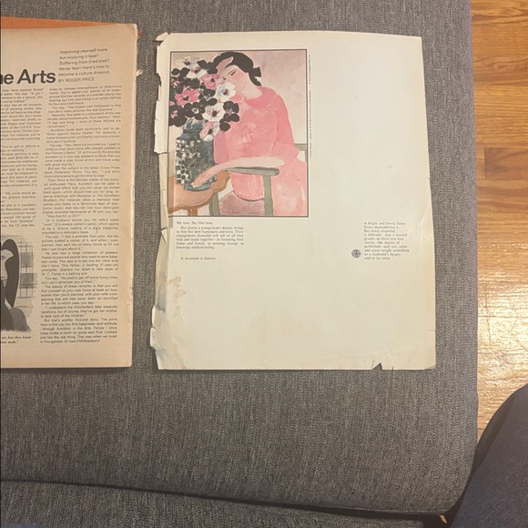 Look Beatles John Lennon January 9, 1968 Vibrant Red and Yellow Cover - Picture 10 of 10